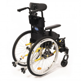 Кресло-коляска для детей-инвалидов Invacare Action 3 Junior