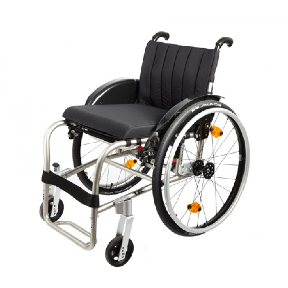 Кресло-коляска Invacare REA XLT